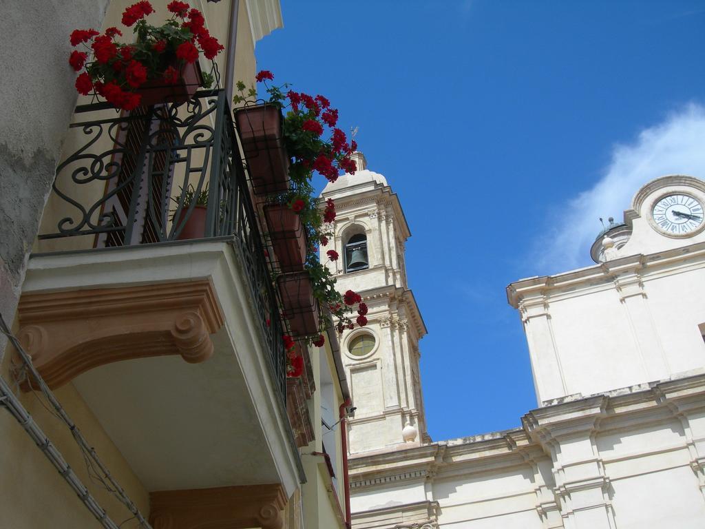 소르소 Piazza San Pantaleo B&B 외부 사진